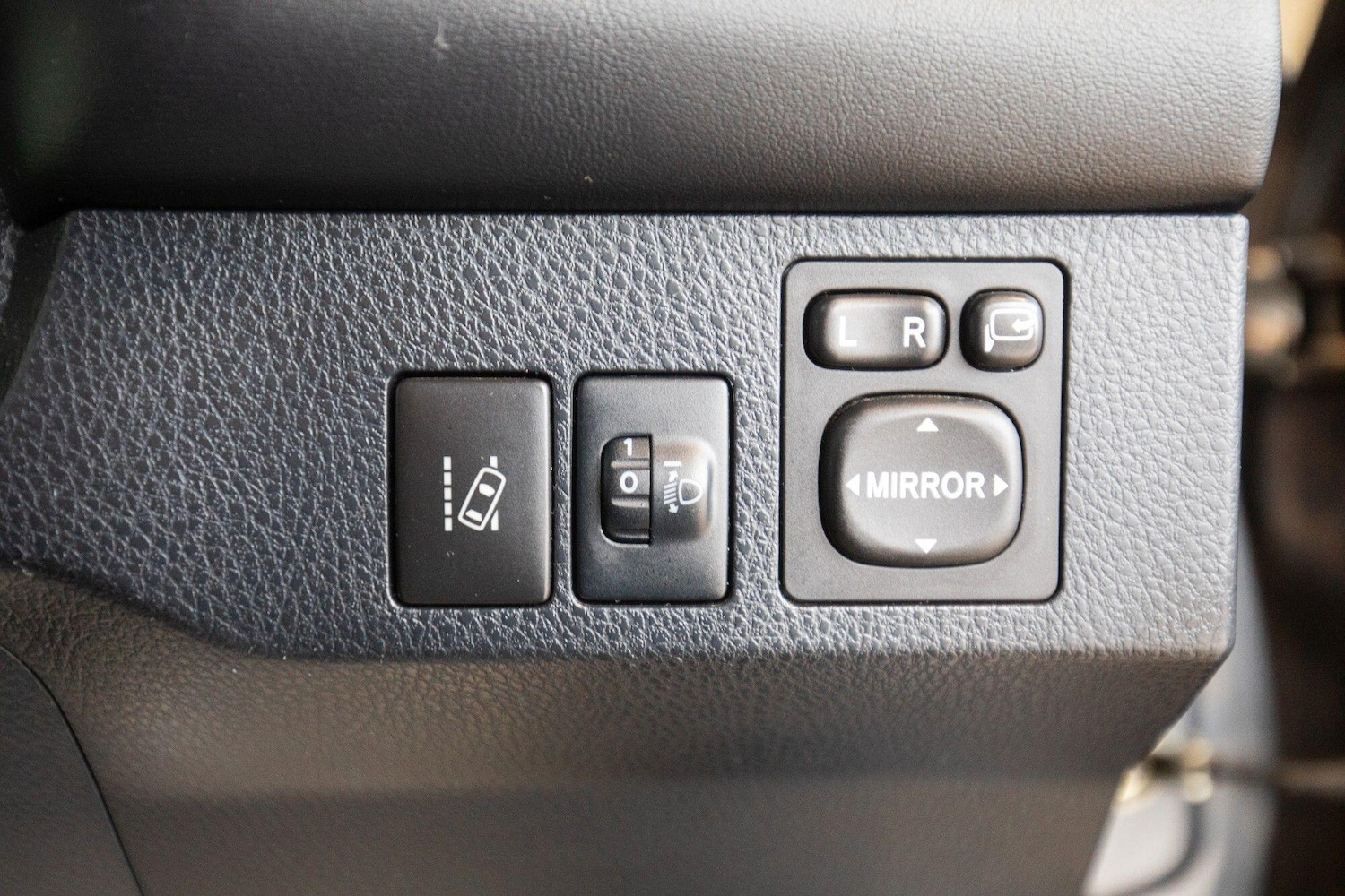 Used Toyota RAV4 for sale - 76824473: Photo 17