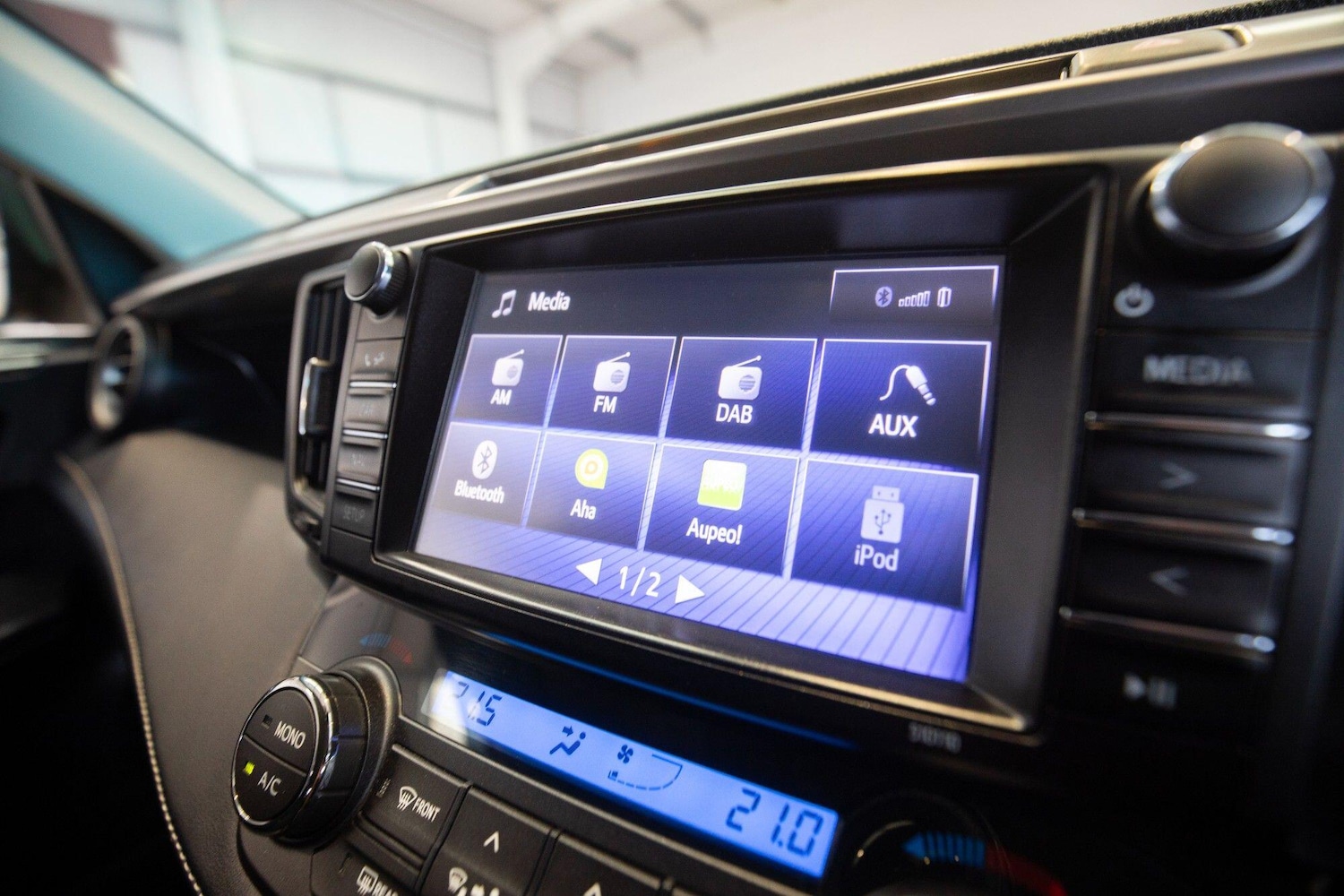 Used Toyota RAV4 for sale - 76824473: Photo 28