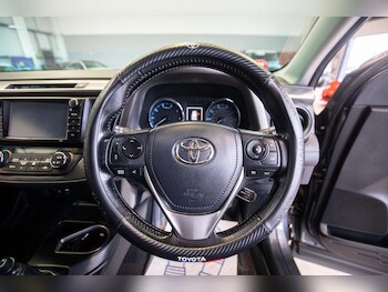 Used Toyota RAV4 2017 for sale - 76824473: Photo