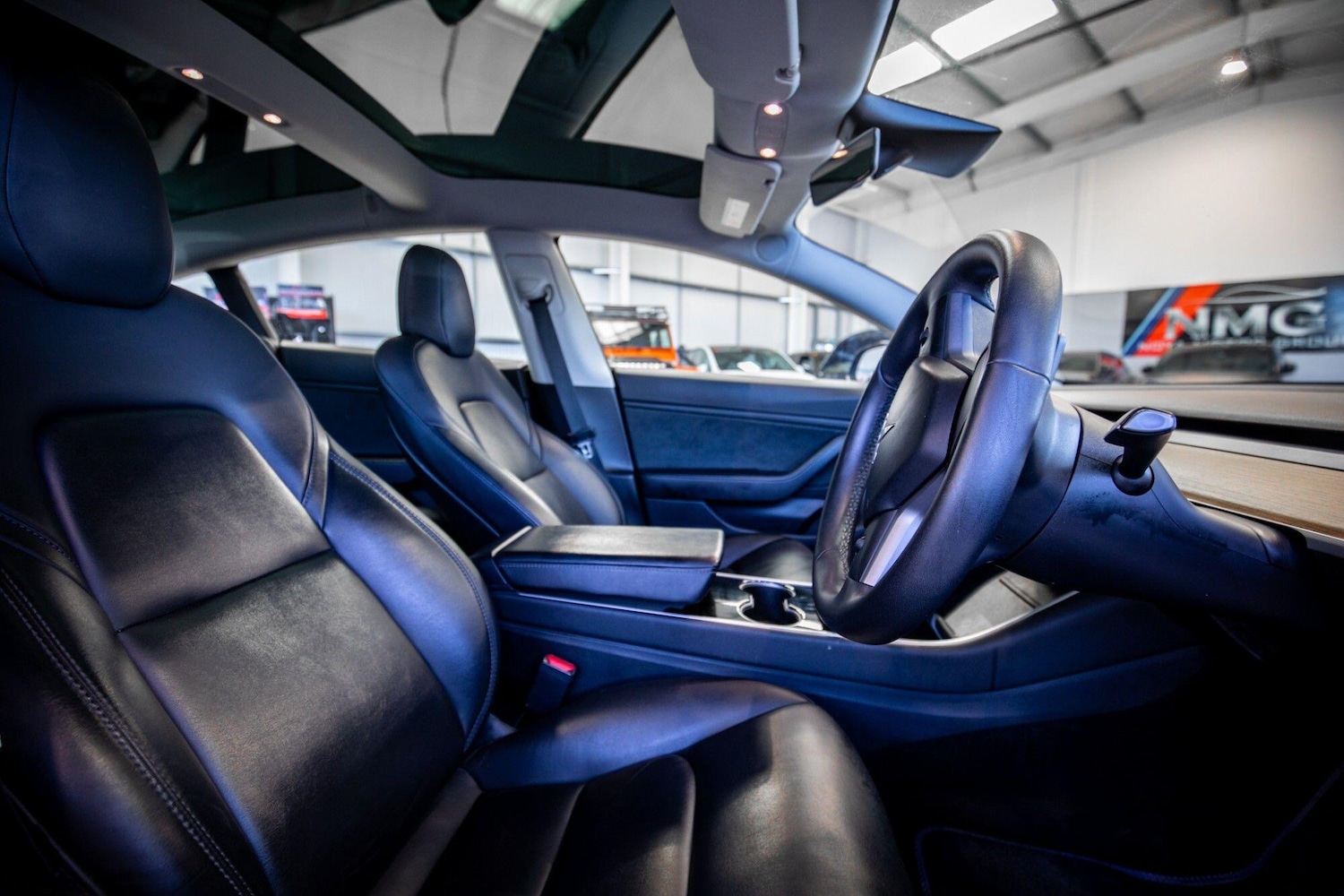 Used Tesla Model 3 for sale - 77957792: Photo 2