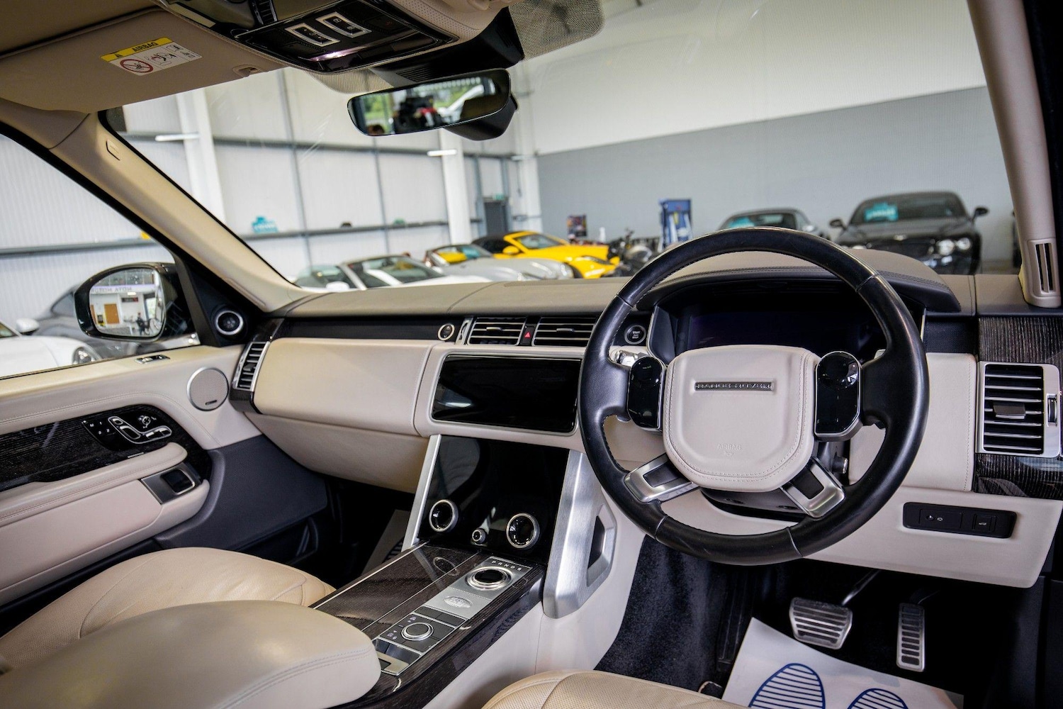 Used Land Rover Range Rover for sale - 76825218: Photo 2