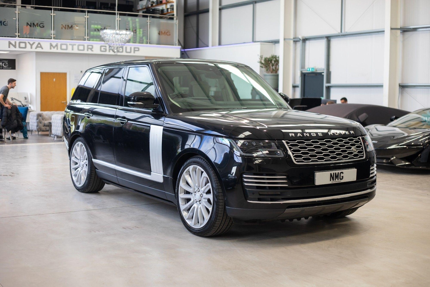 Used Land Rover Range Rover for sale - 76825218: Photo 8