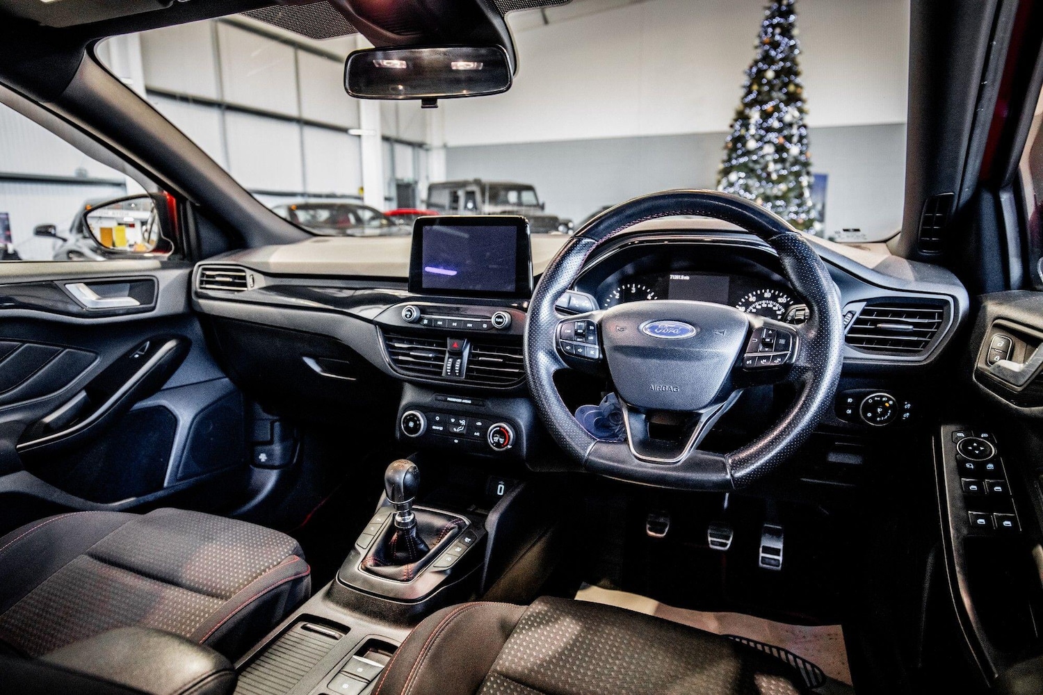 Used Ford Focus 2018 for sale - 76866403: Photo 2