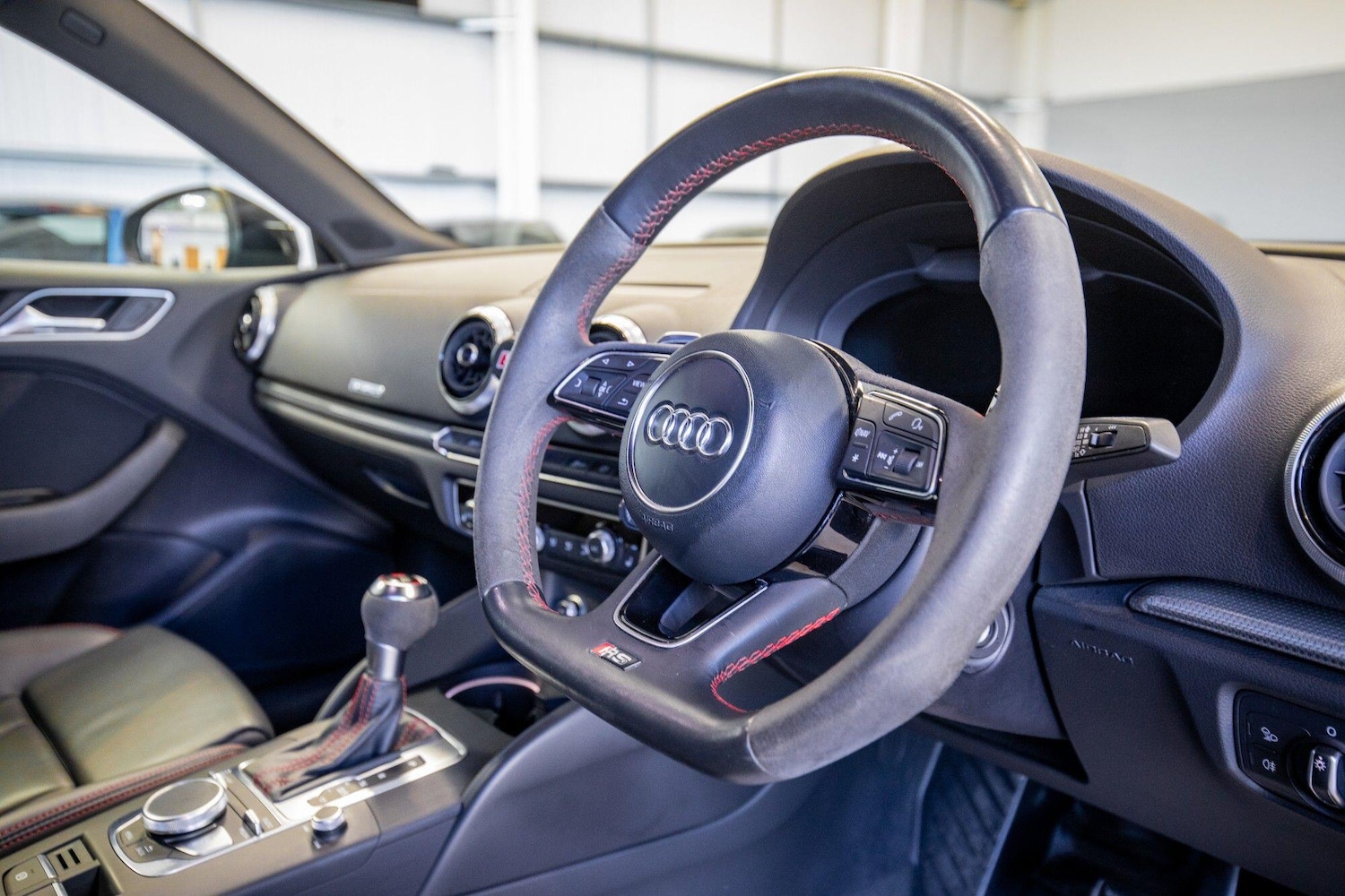 Used Audi RS3 2018 for sale - 77131919: Photo 17