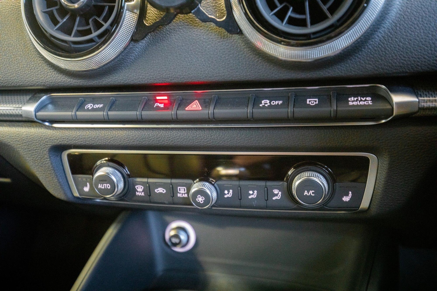 Used Audi RS3 2018 for sale - 77131919: Photo 31