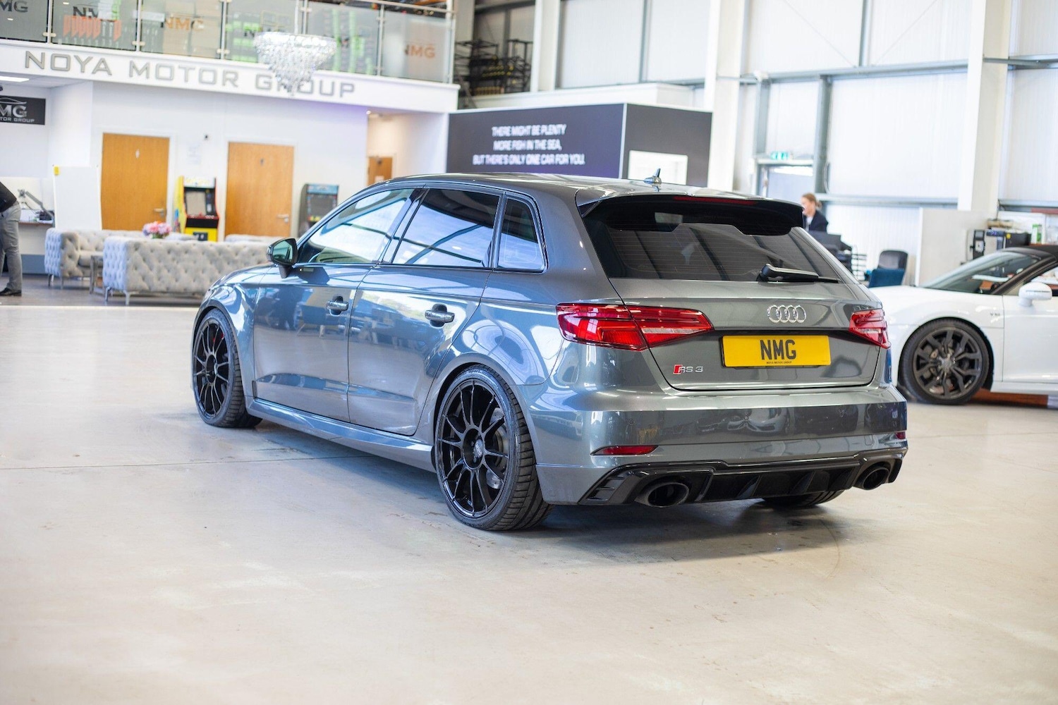 Used Audi RS3 2018 for sale - 77131919: Photo 4