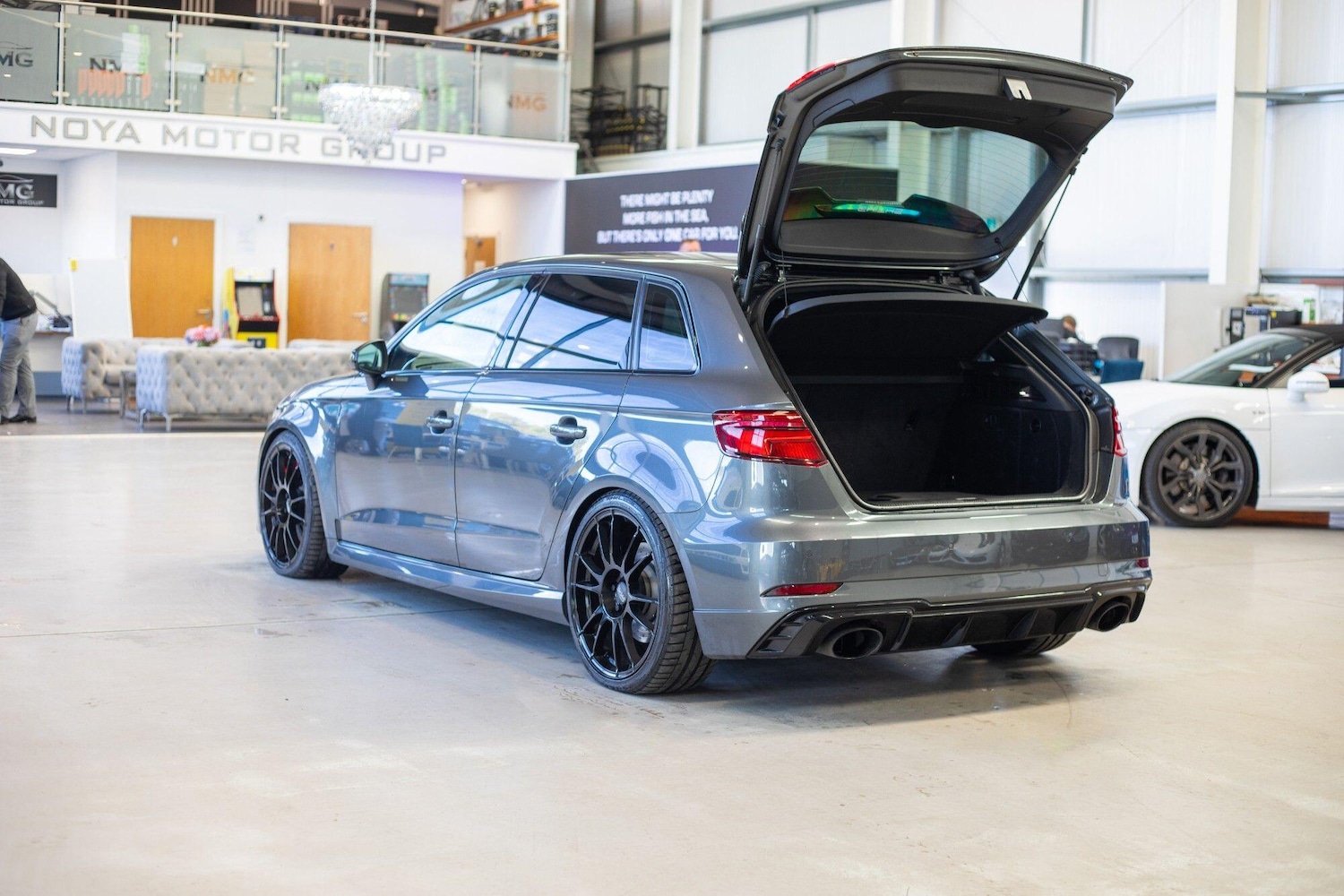 Used Audi RS3 2018 for sale - 77131919: Photo 41