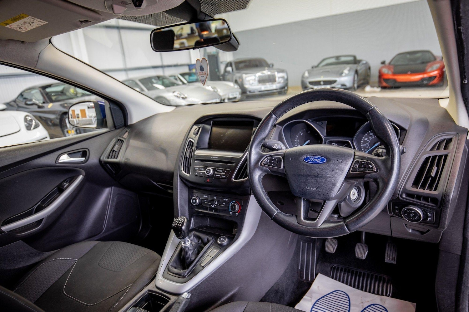 Used Ford Focus 2016 for sale - 77017198: Photo 2