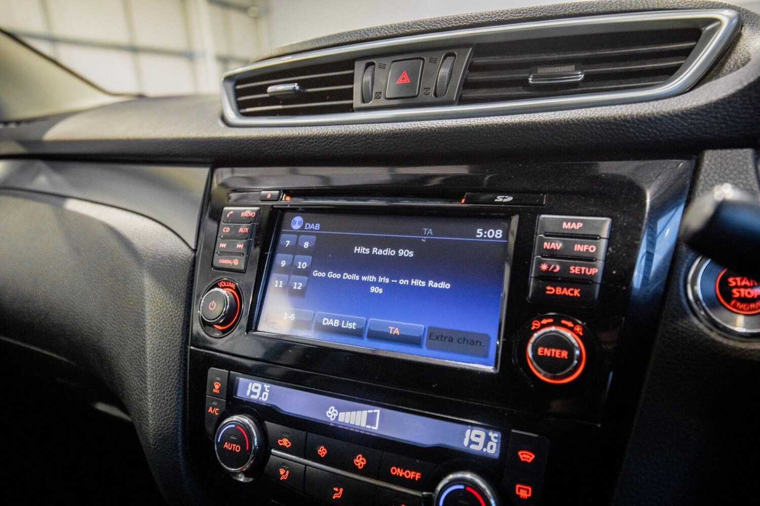 Used Nissan Qashqai 2017 for sale - 78157055: Photo 26