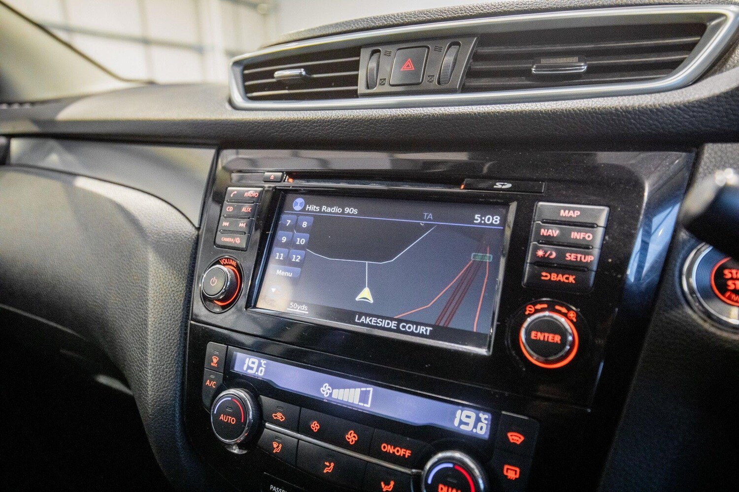 Used Nissan Qashqai 2017 for sale - 78157055: Photo 28