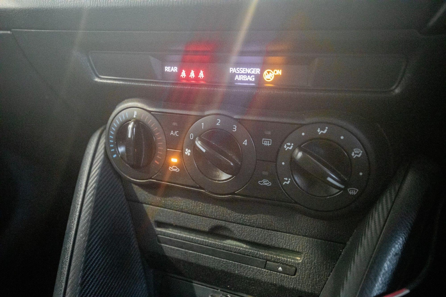 Used Mazda Mazda2 2015 for sale - 77564972: Photo 24