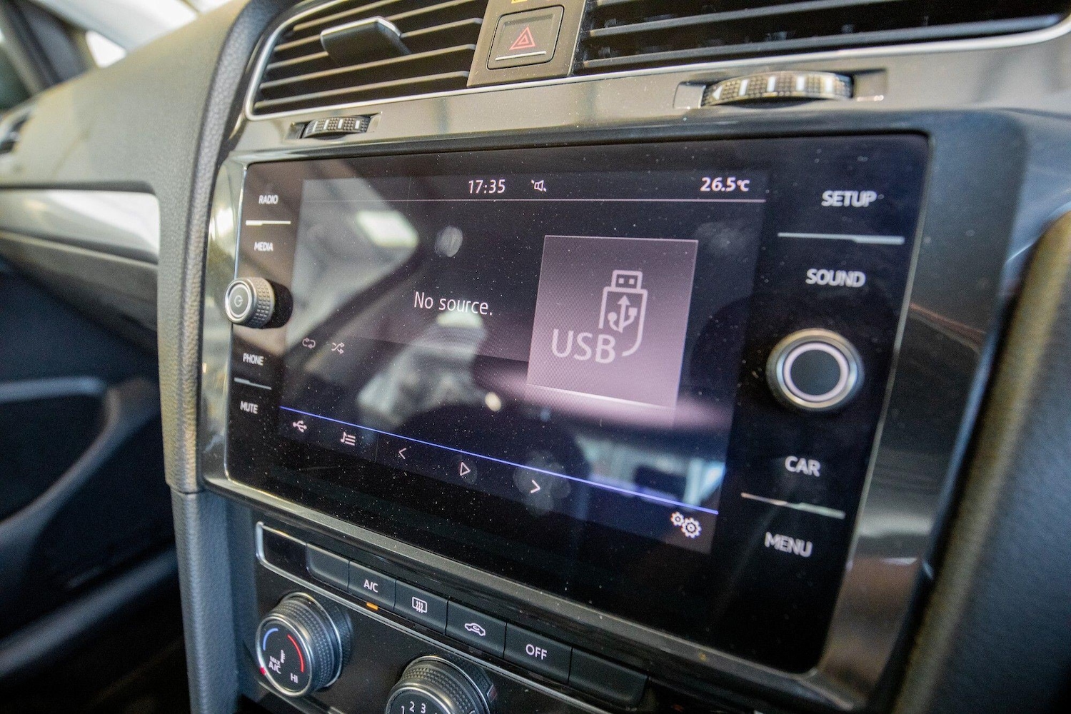 Used Volkswagen Golf for sale - 76849649: Photo 24