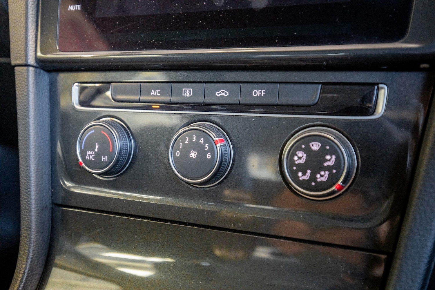 Used Volkswagen Golf for sale - 76849649: Photo 26