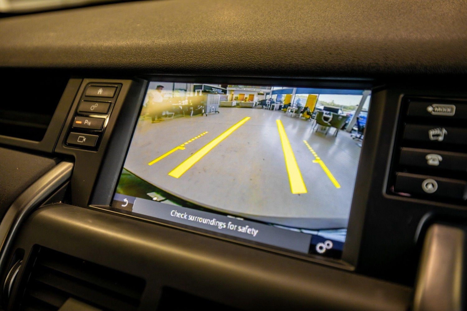 Used Land Rover Discovery Sport for sale - 76824026: Photo 28