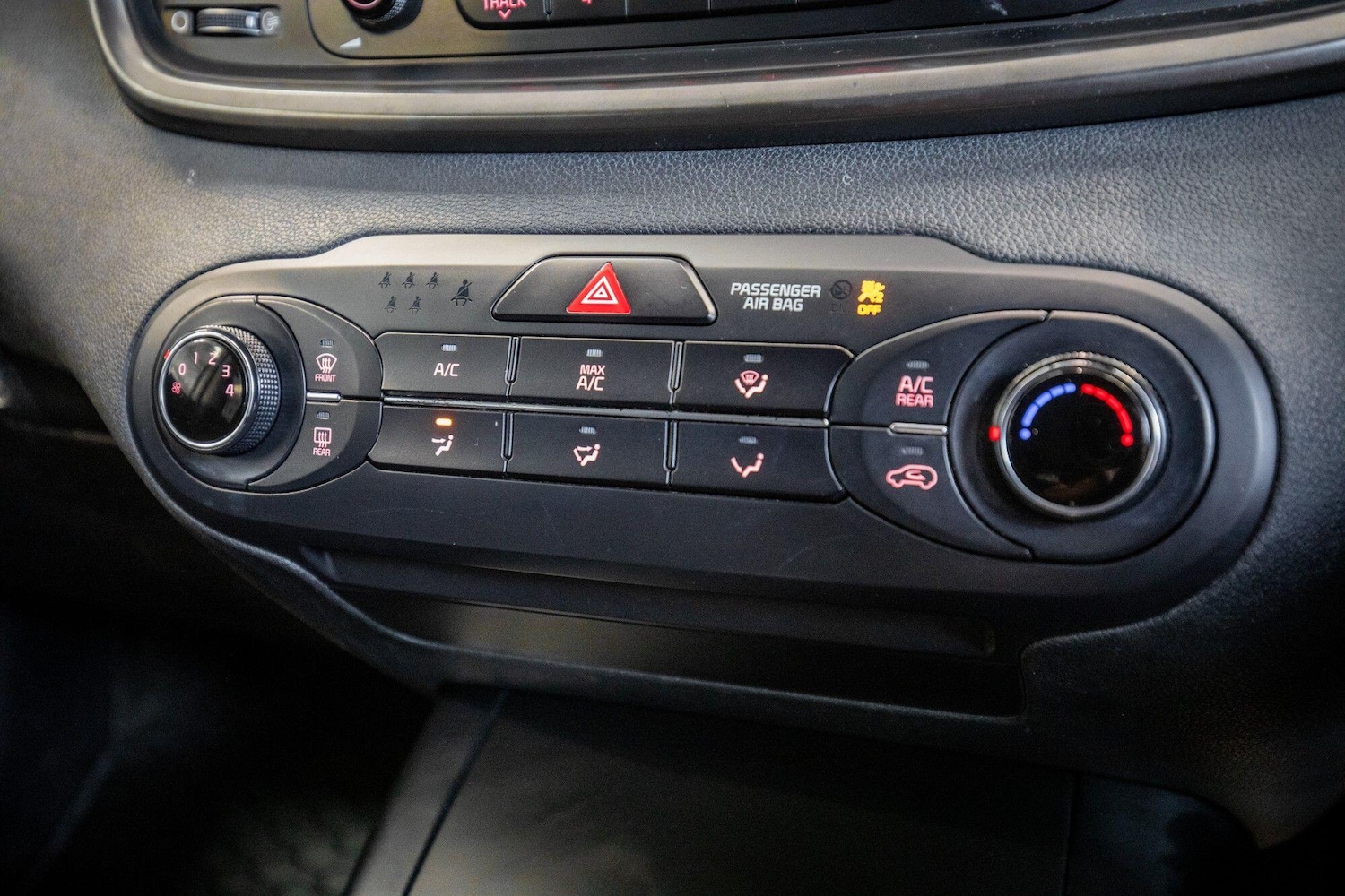 Used Kia Sorento for sale - 76824033: Photo 26