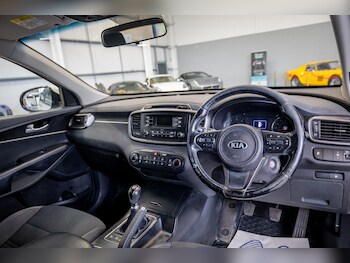 Used Kia Sorento 2017 for sale - 76824033: Photo