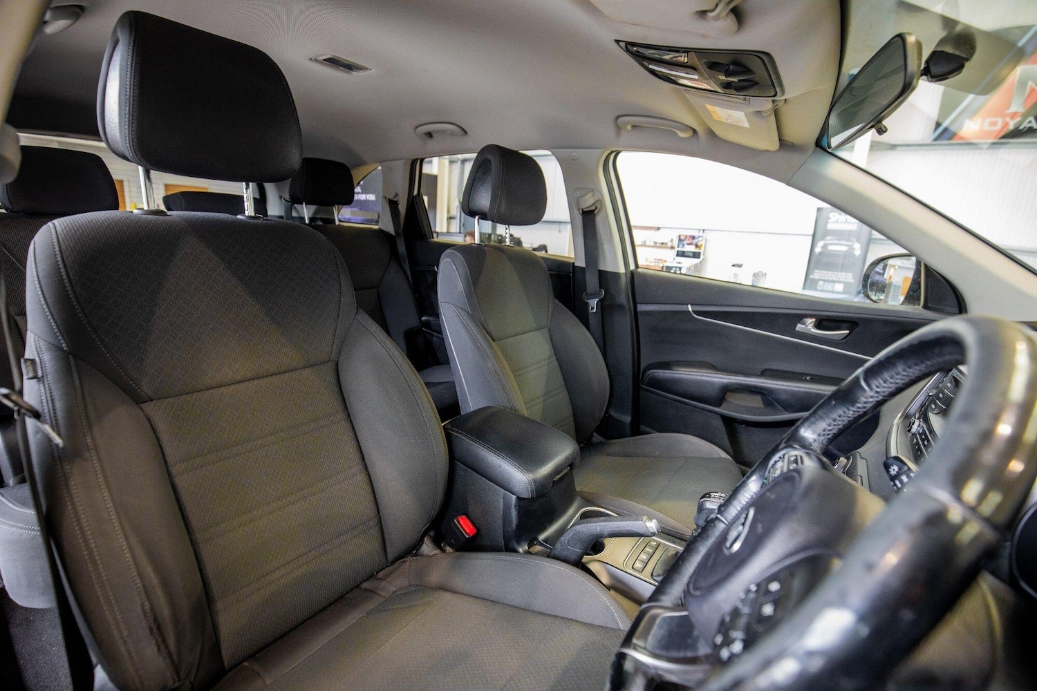 Used Kia Sorento for sale - 76824033: Photo 3