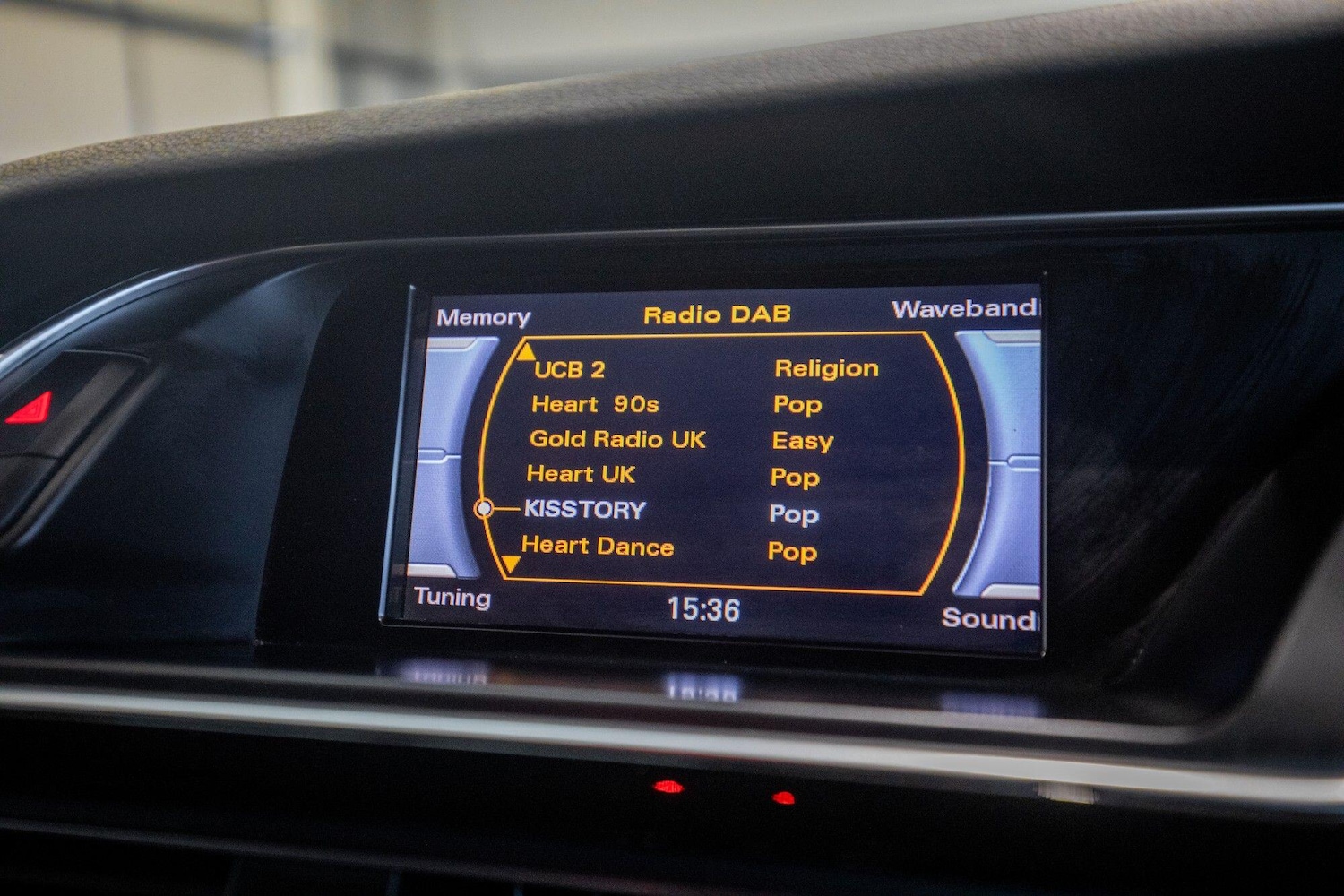 Used Audi A4 2014 for sale - 76825029: Photo 25