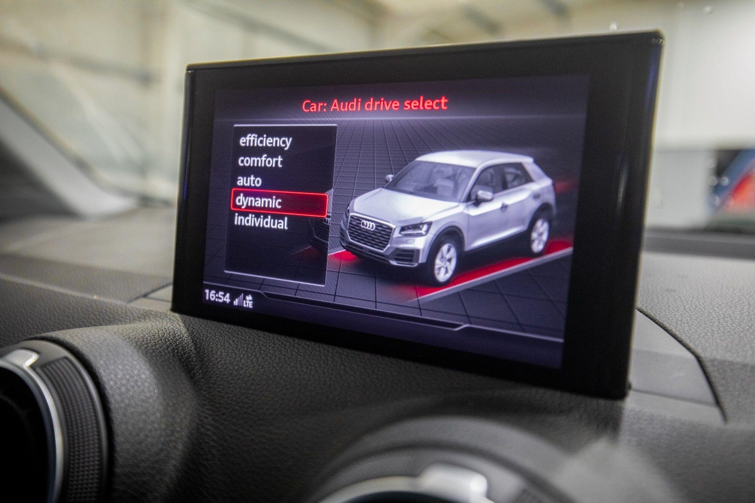 Used Audi Q2 2018 for sale - 77351690: Photo 28