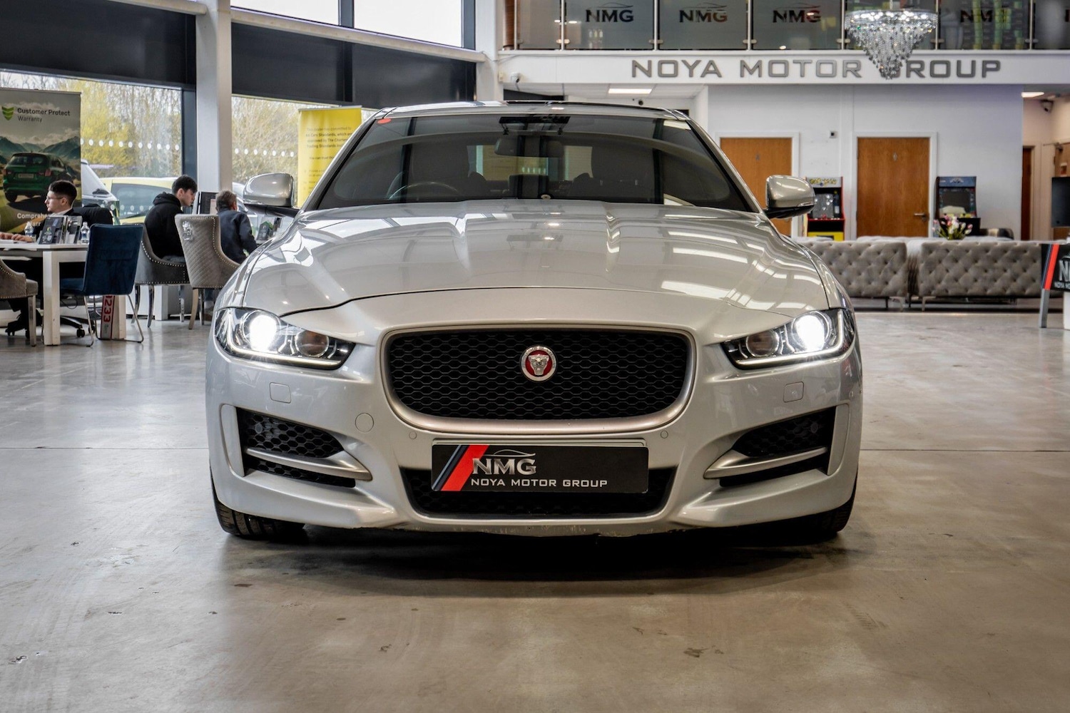 Used Jaguar XE 2017 for sale - 78157255: Photo 10