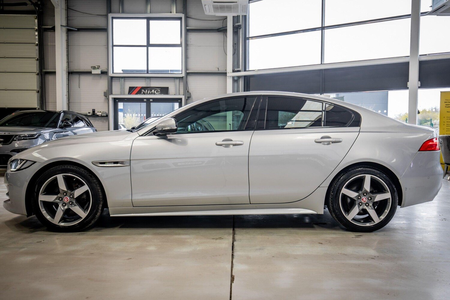 Used Jaguar XE 2017 for sale - 78157255: Photo 12