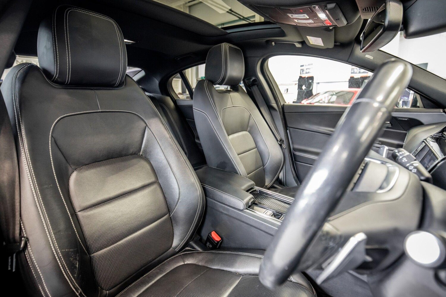 Used Jaguar XE 2017 for sale - 78157255: Photo 16