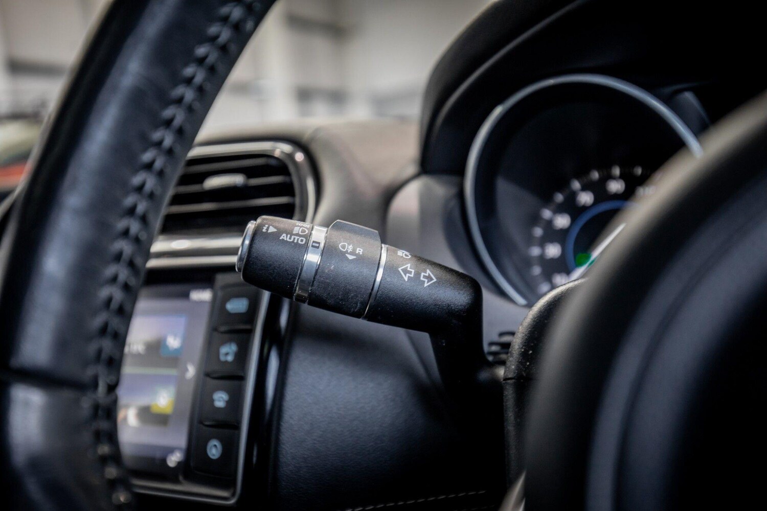 Used Jaguar XE 2017 for sale - 78157255: Photo 21