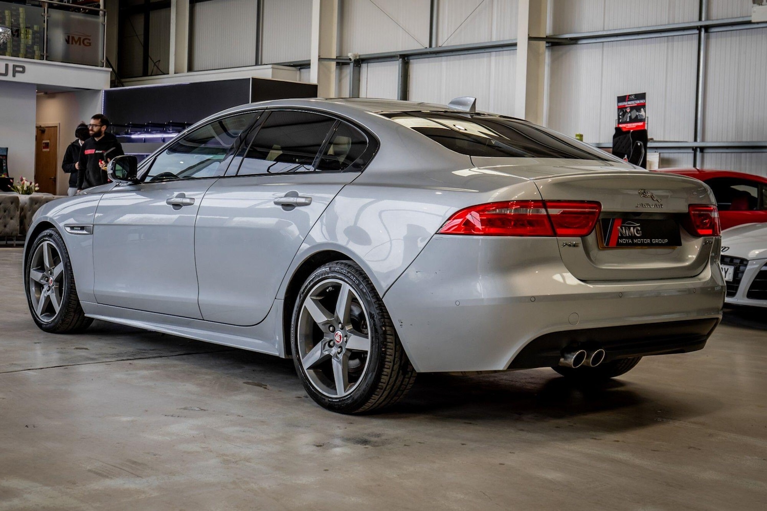 Used Jaguar XE 2017 for sale - 78157255: Photo 3