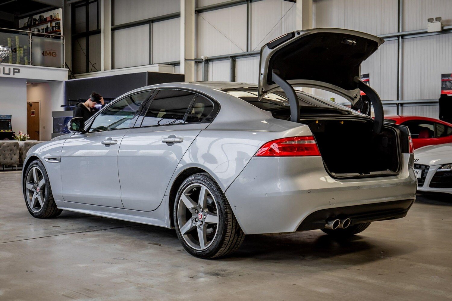 Used Jaguar XE 2017 for sale - 78157255: Photo 30