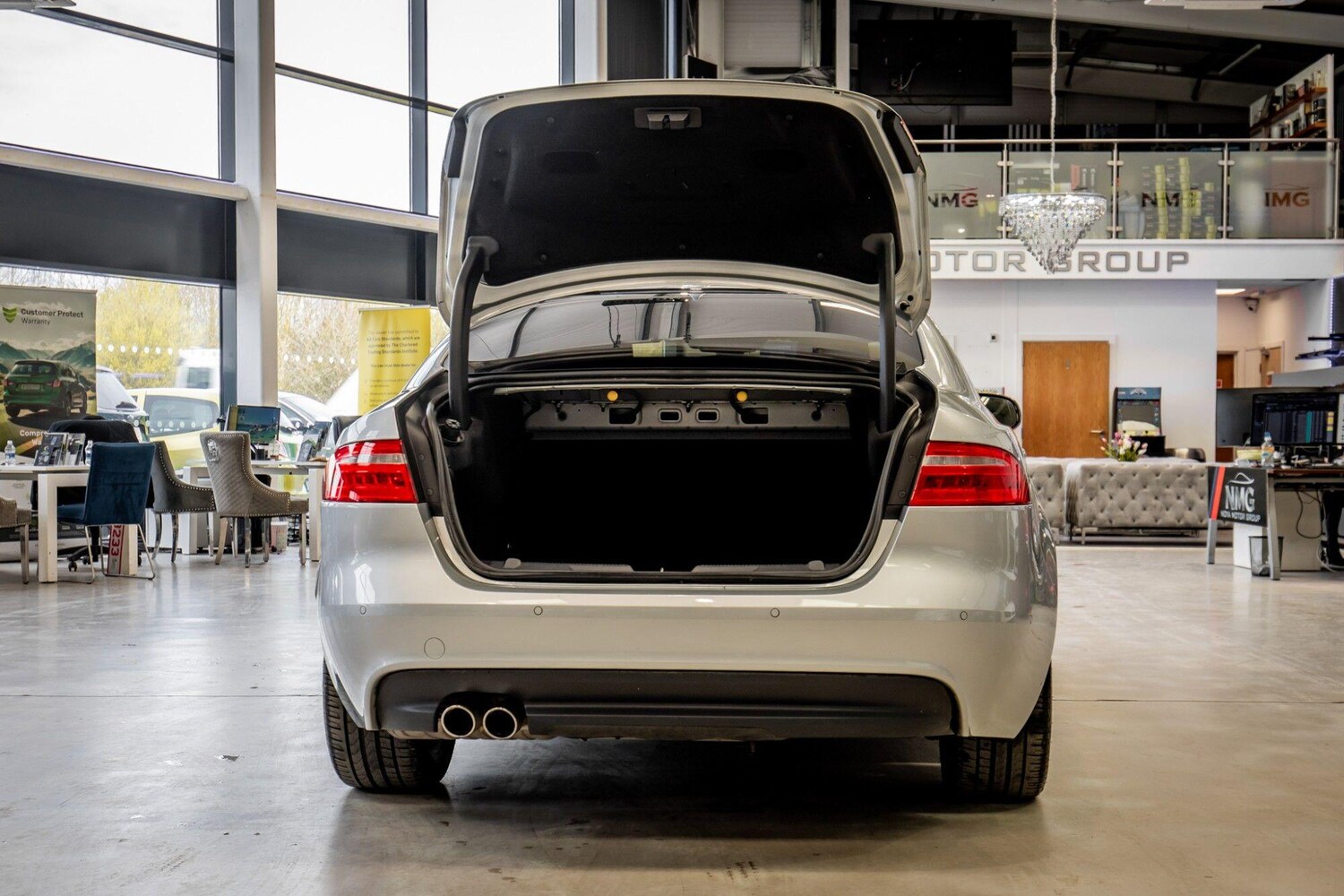 Used Jaguar XE 2017 for sale - 78157255: Photo 31