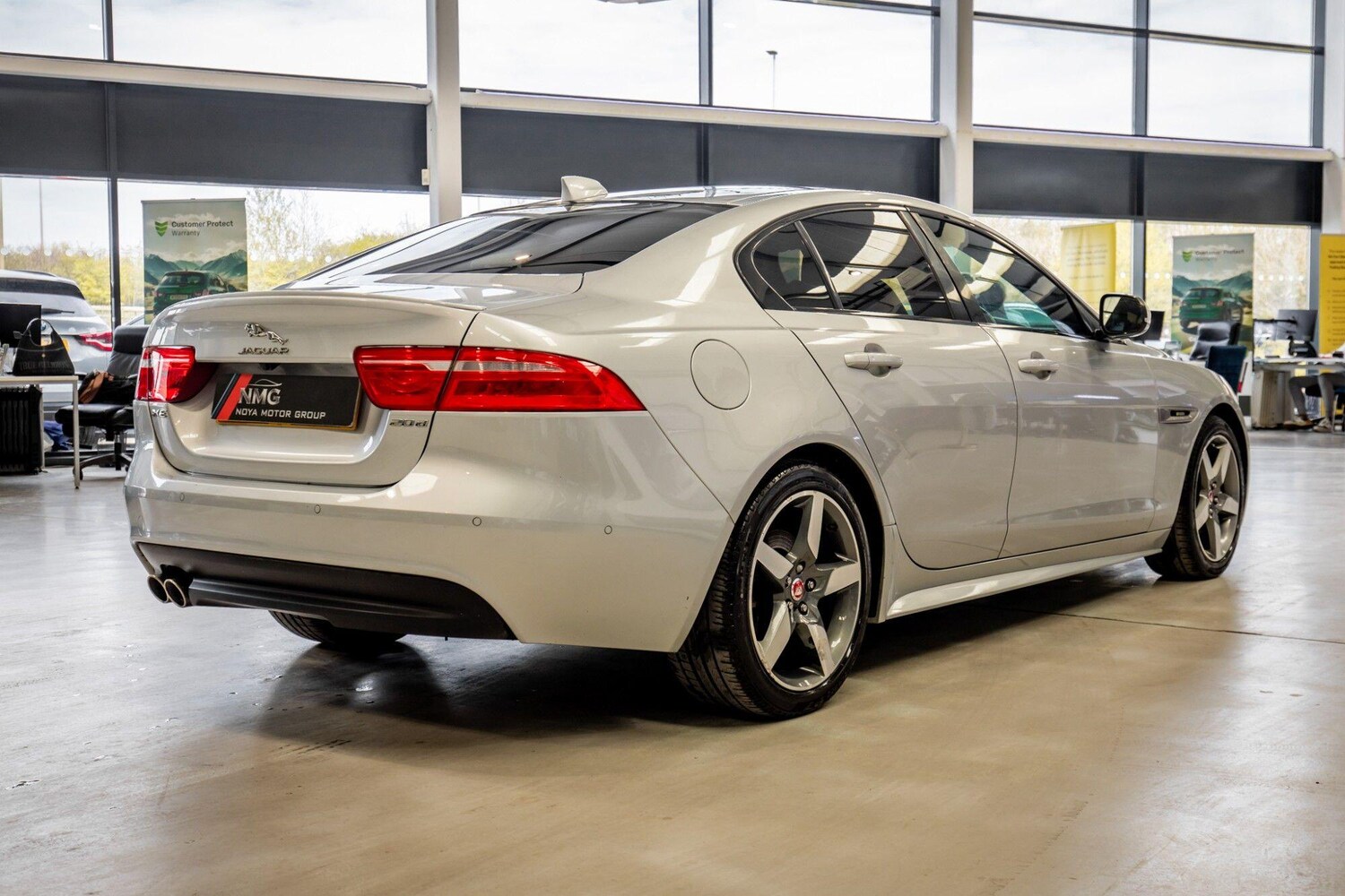 Used Jaguar XE 2017 for sale - 78157255: Photo 33