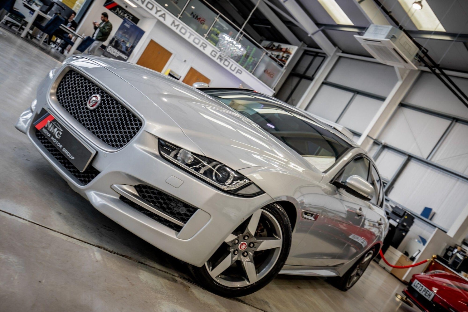 Used Jaguar XE 2017 for sale - 78157255: Photo 5