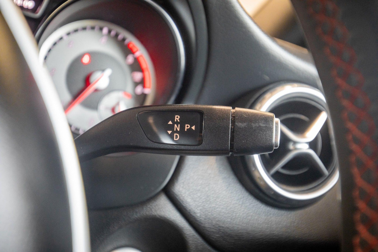 Used Mercedes-Benz GLA 2014 for sale - 77550468: Photo 24