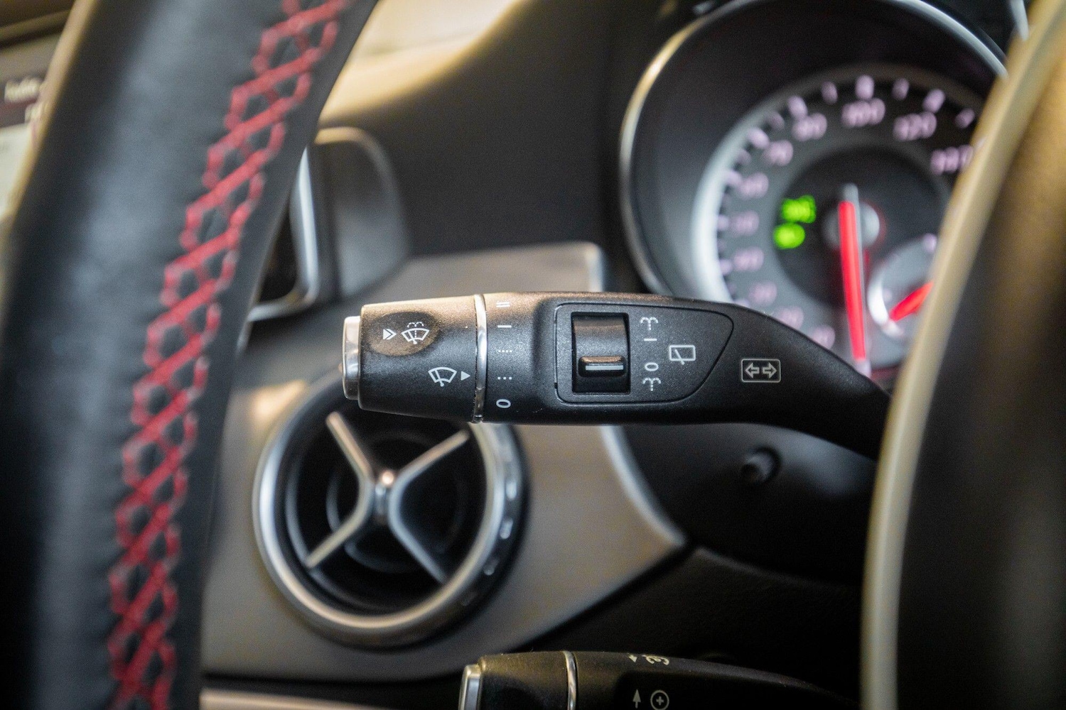 Used Mercedes-Benz GLA 2014 for sale - 77550468: Photo 25