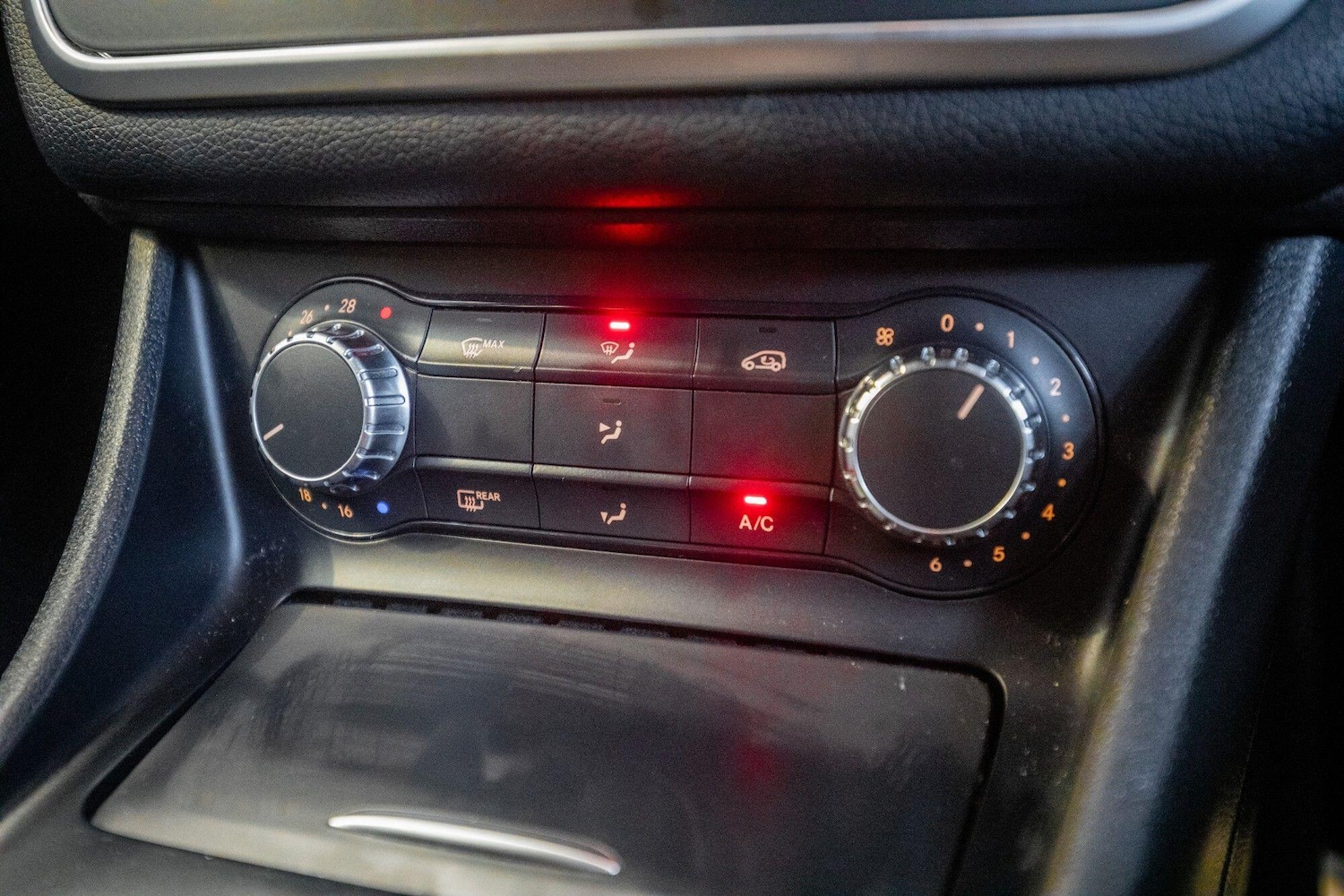 Used Mercedes-Benz GLA 2014 for sale - 77550468: Photo 31