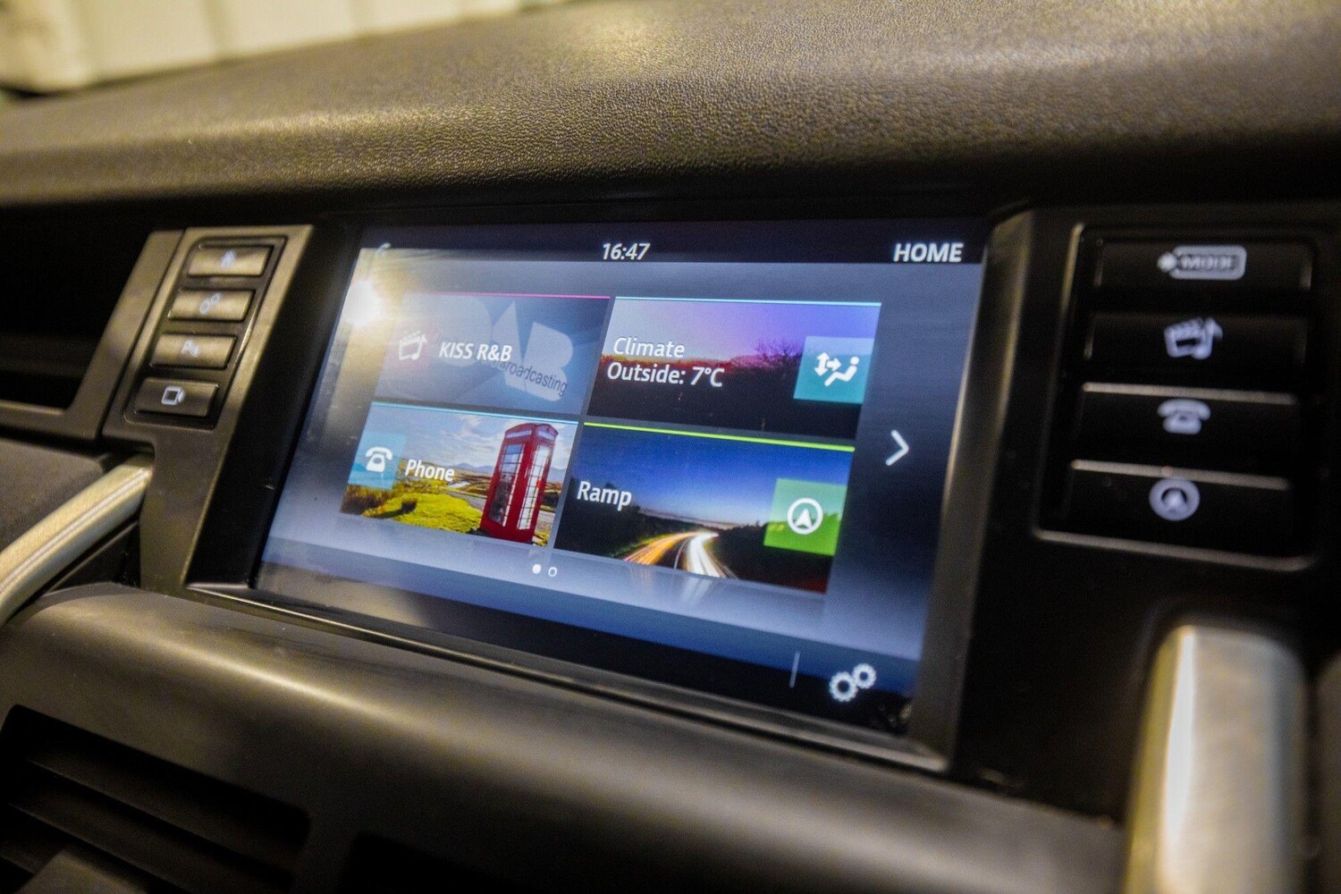 Used Land Rover Discovery Sport for sale - 77484456: Photo 23