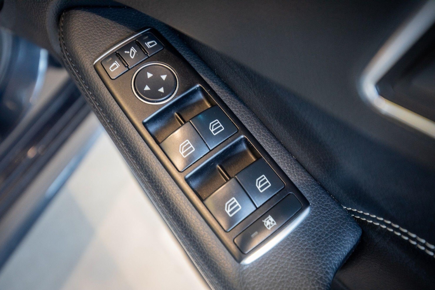 Used Mercedes-Benz E Class 2015 for sale - 76824031: Photo 15