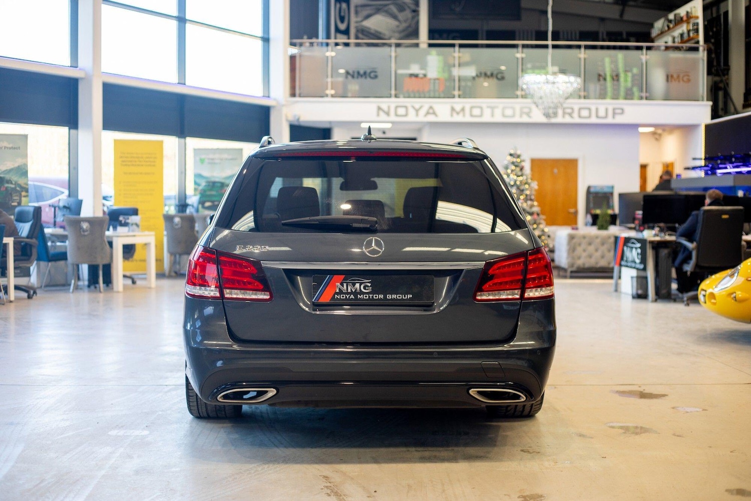 Used Mercedes-Benz E Class 2015 for sale - 76824031: Photo 38