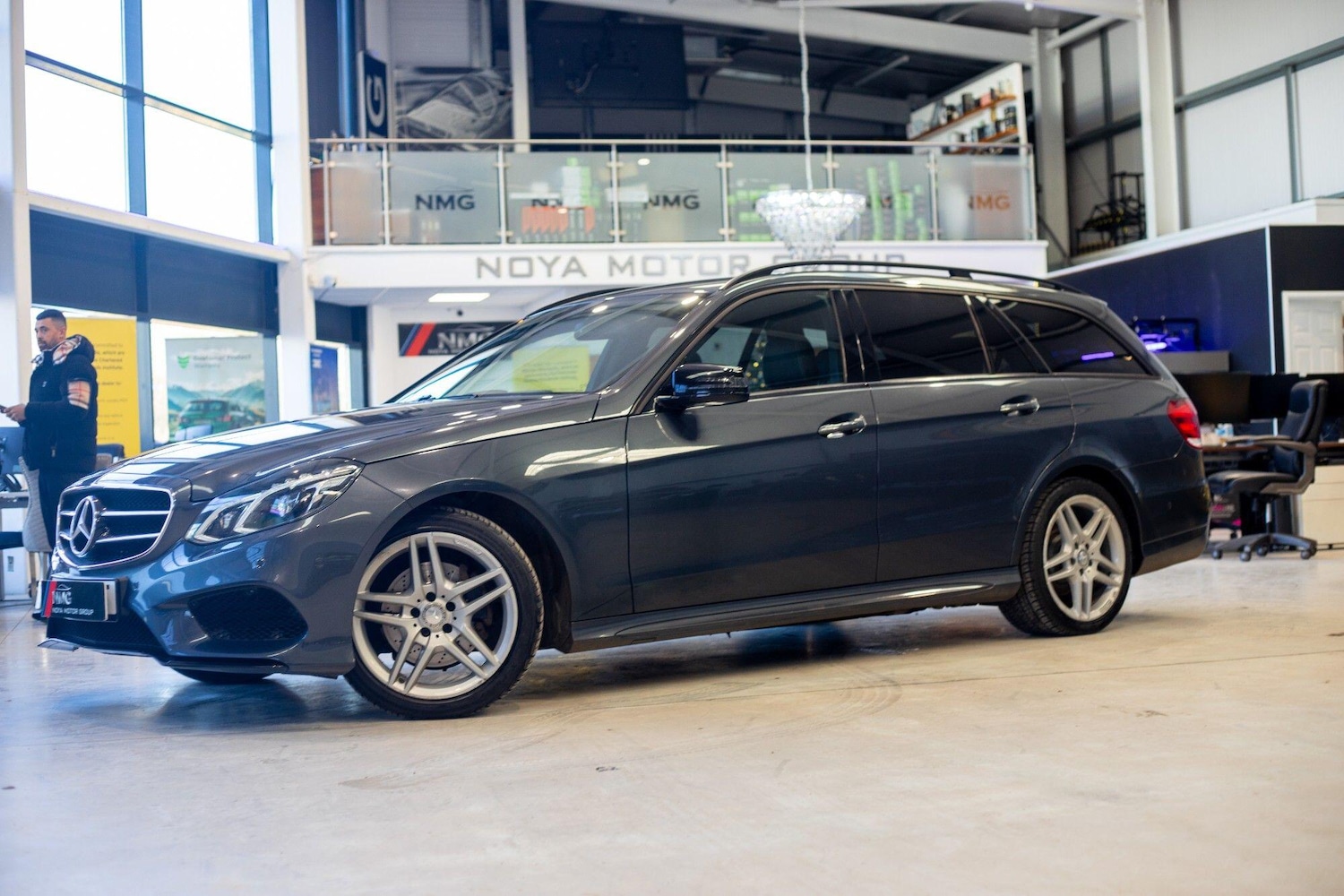 Used Mercedes-Benz E Class 2015 for sale - 76824031: Photo 5