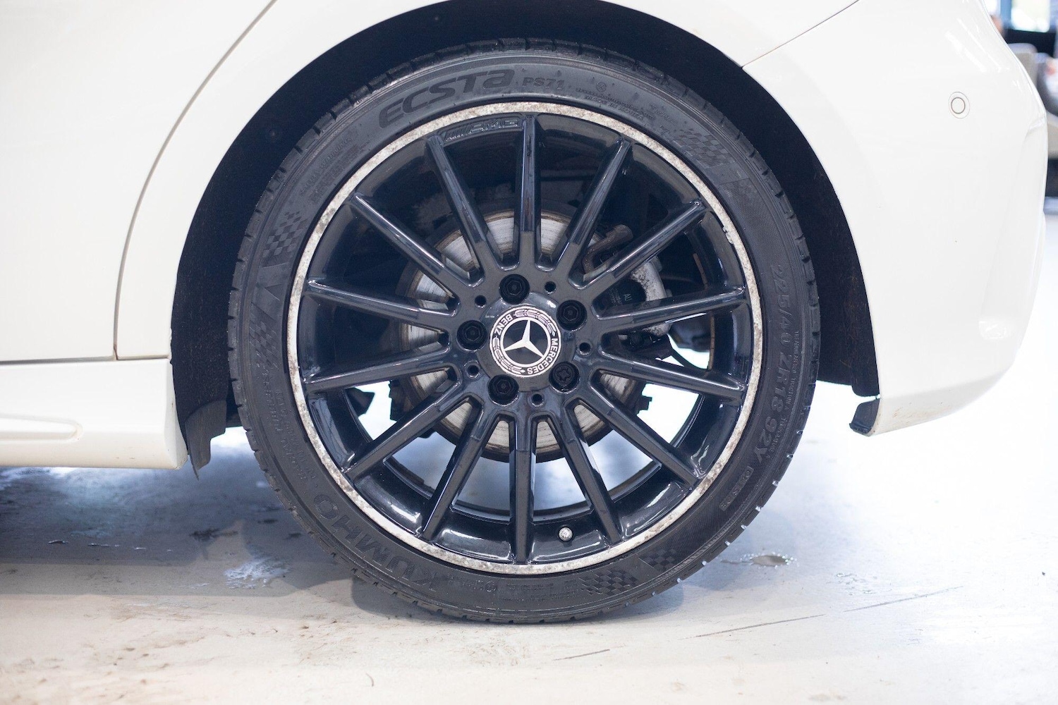 Used Mercedes-Benz A-Class 2017 for sale - 76823395: Photo 4