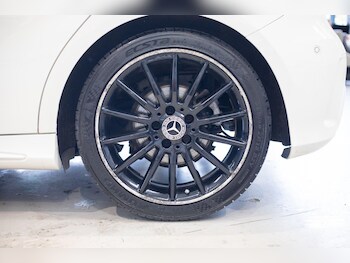 Used Mercedes-Benz A-Class 2017 for sale - 76823395: Photo