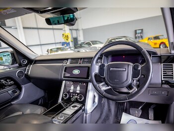 Used Land Rover Range Rover 2019 for sale - 76824349: Photo