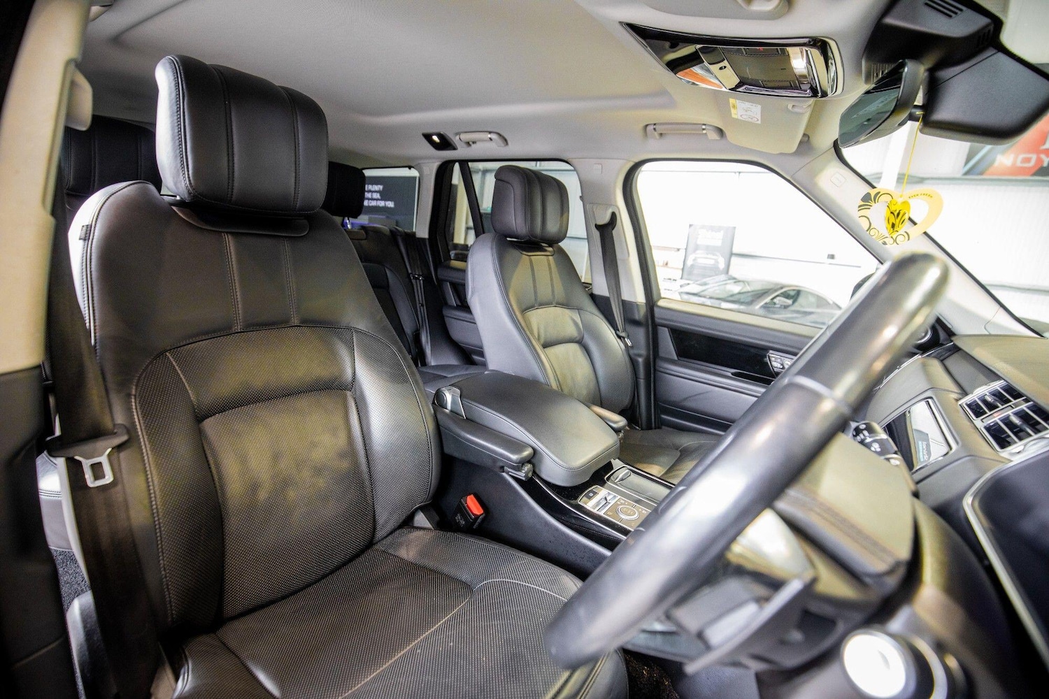 Used Land Rover Range Rover for sale - 76824349: Photo 3