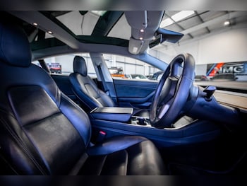 Used Tesla Model 3 2020 for sale - 78543577: Photo