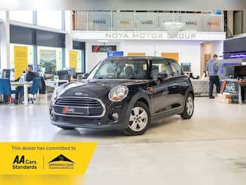 Used MINI Hatch 2018 for sale - 79708360: Photo