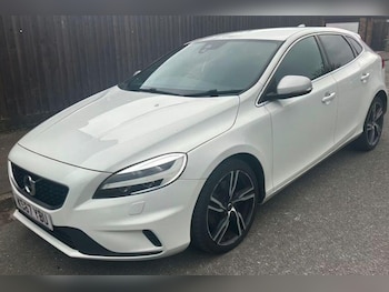 Volvo V40 feature image