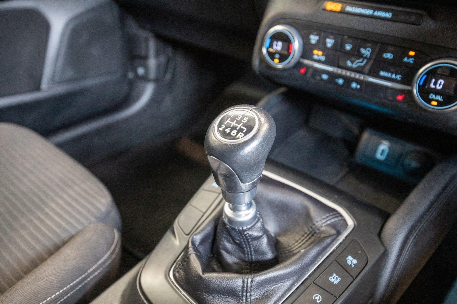 Used Ford Focus for sale - 76823424: Photo 24