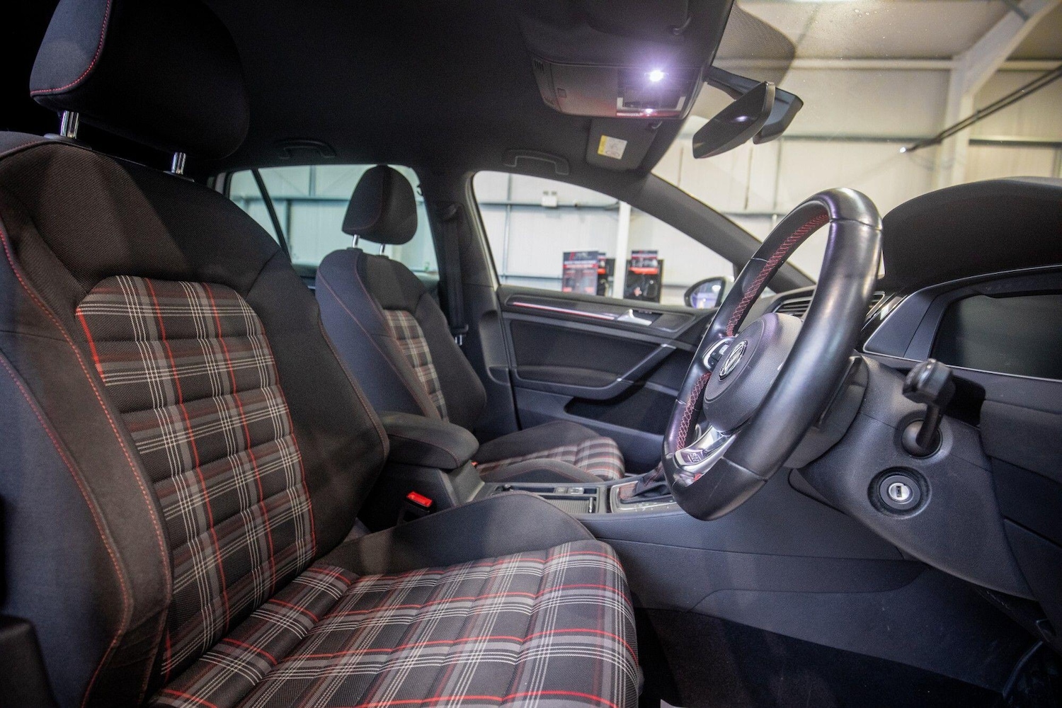 Used Volkswagen Golf for sale - 77683987: Photo 16