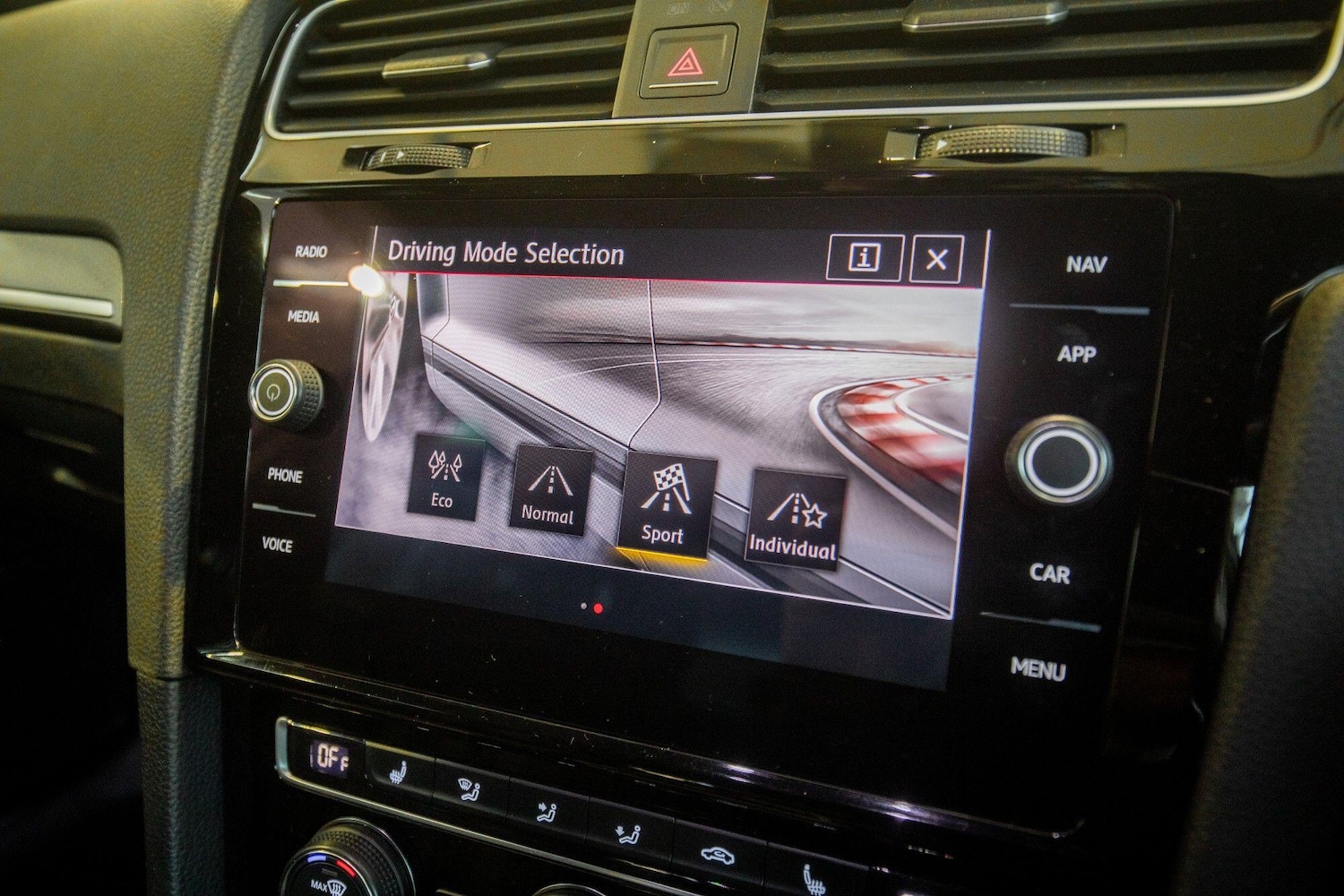 Used Volkswagen Golf for sale - 77683987: Photo 29