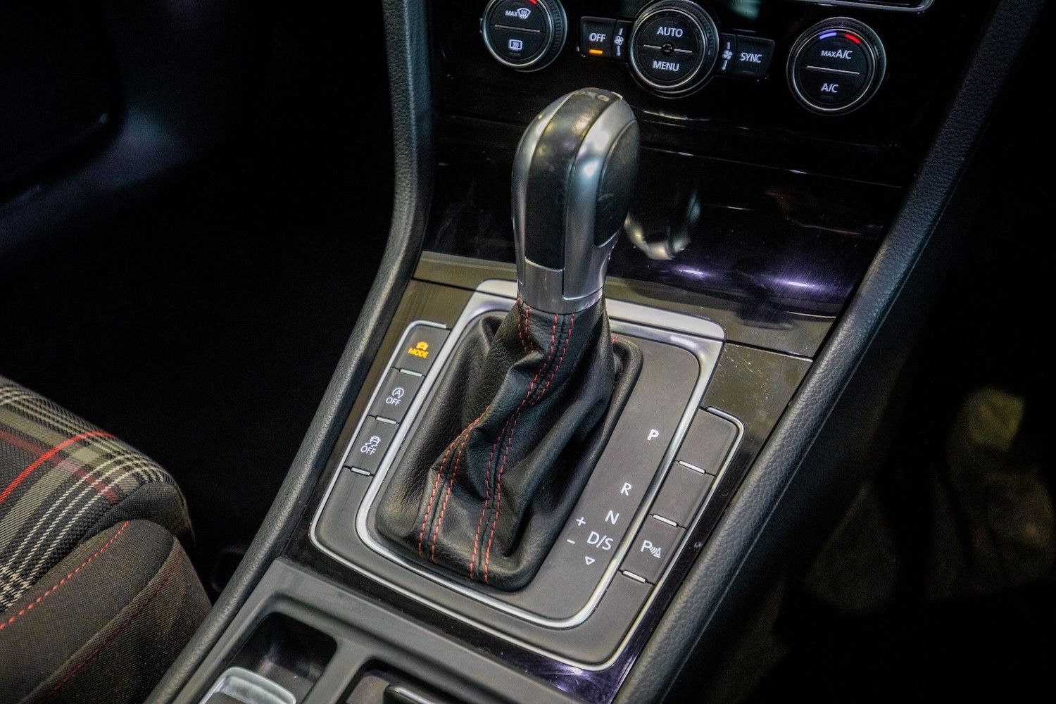 Used Volkswagen Golf for sale - 77683987: Photo 31